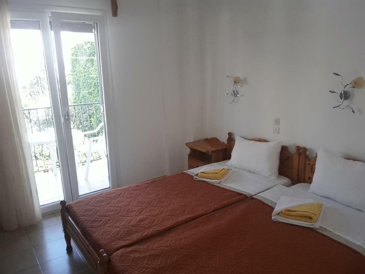 Pension Nikolas Skiathos Exterior foto